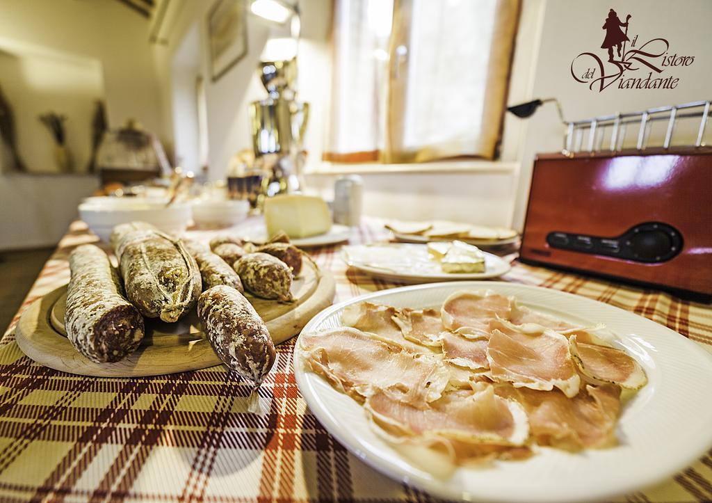 ホテル Il Ristoro Del Viandante Offagna エクステリア 写真