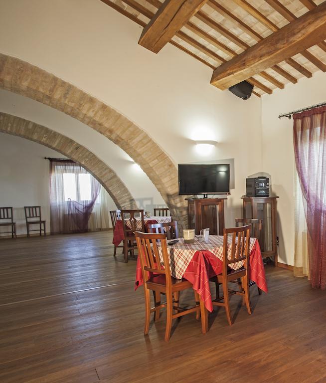 ホテル Il Ristoro Del Viandante Offagna エクステリア 写真